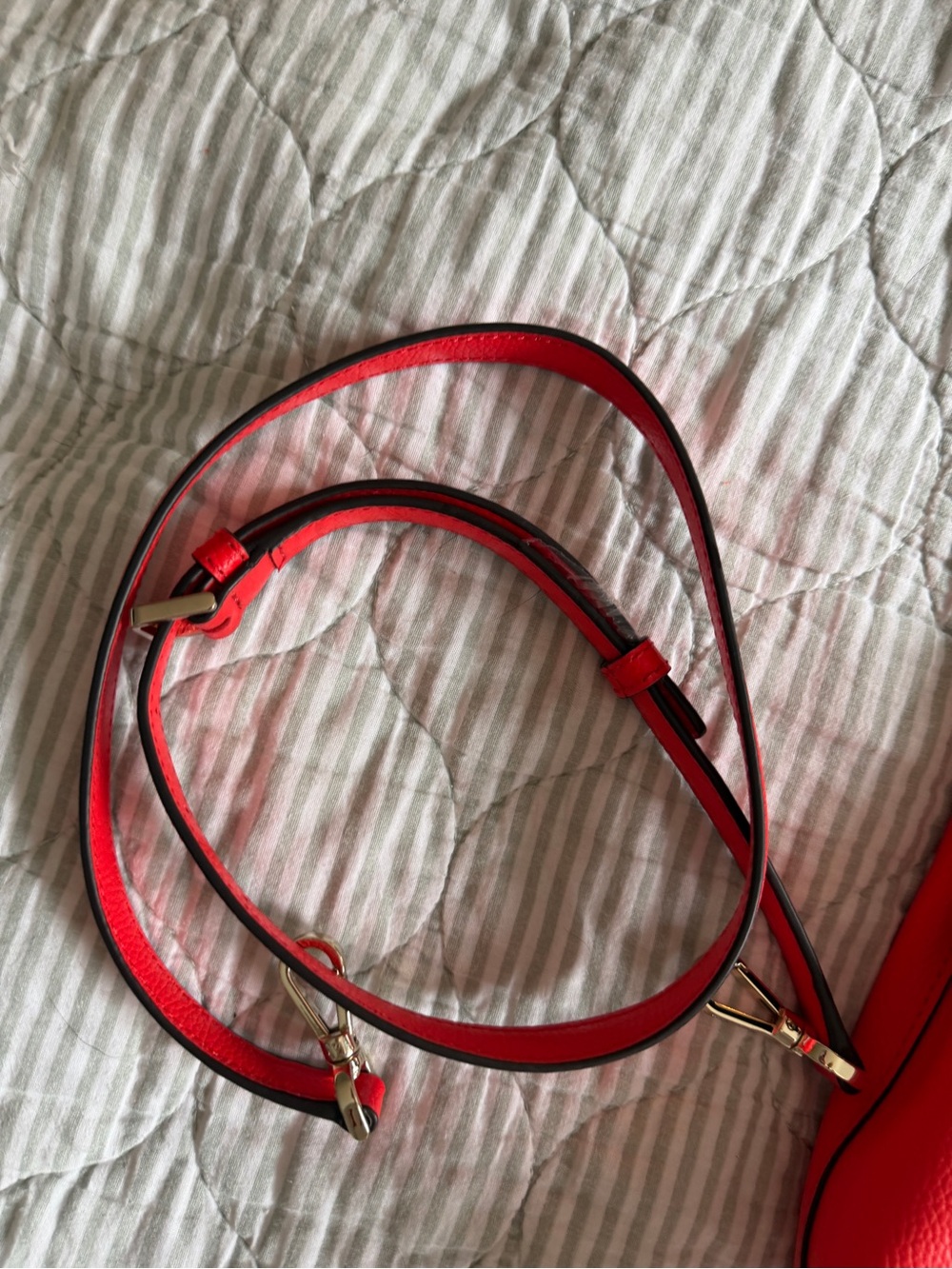 Kate Spade Purse - Picture 3 of 5